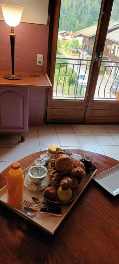 Bed and Breakfast Le Retro Abondance Zewnętrze zdjęcie